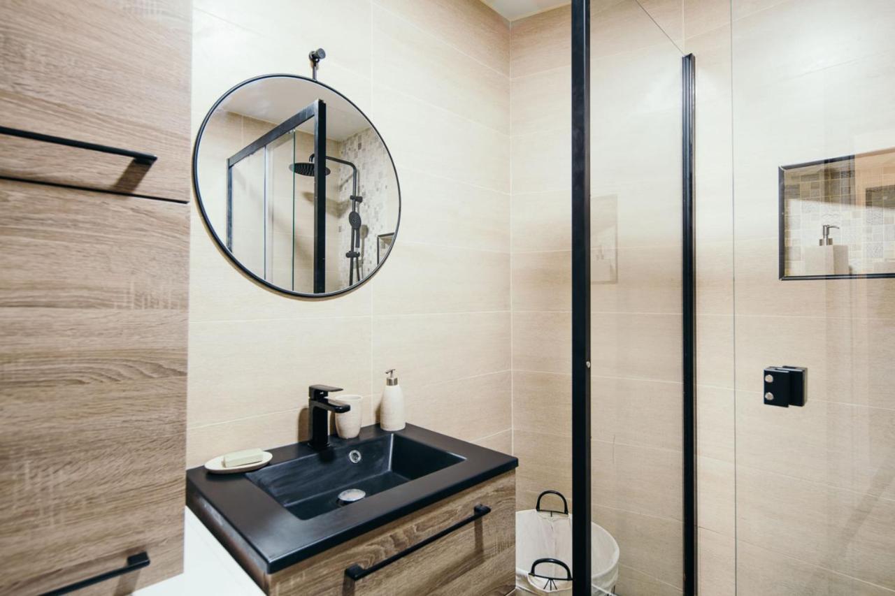 The Rhuys - Cosy-Balcony With Superb Loire View - All On Foot - Parking Apartment Nantes Ngoại thất bức ảnh